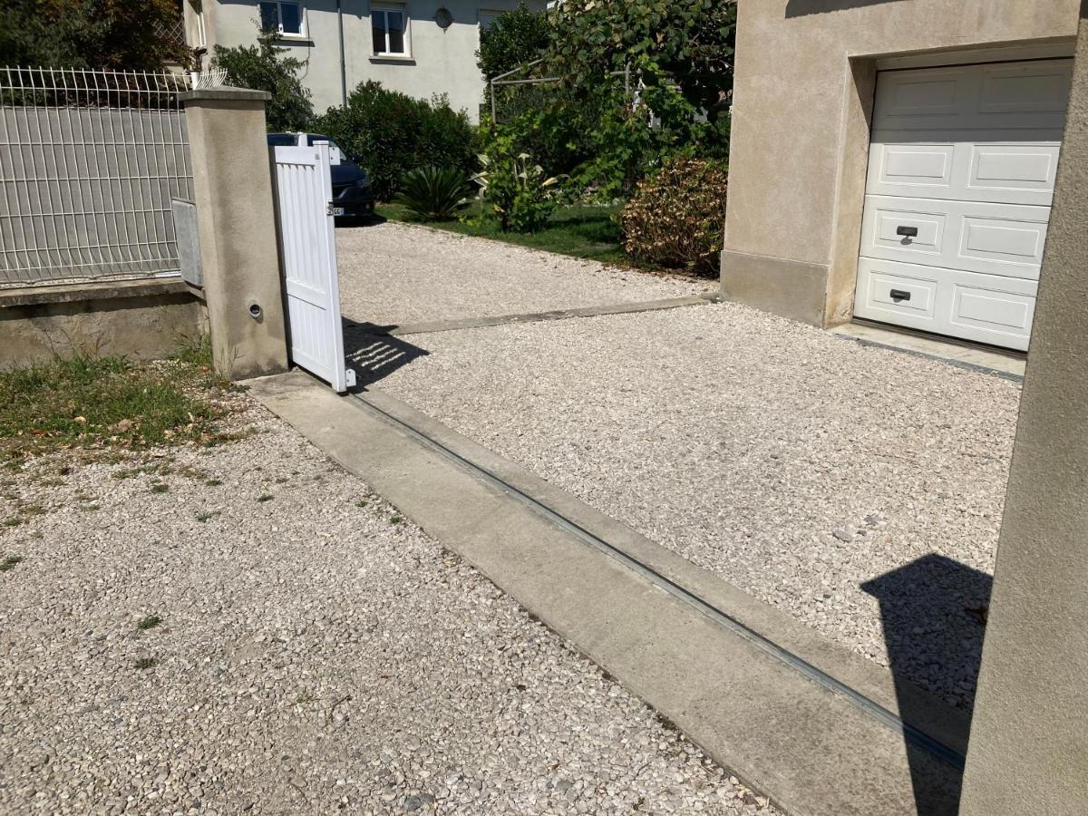 Chez Val Et Phil Hotel La Voulte-sur-Rhone Buitenkant foto